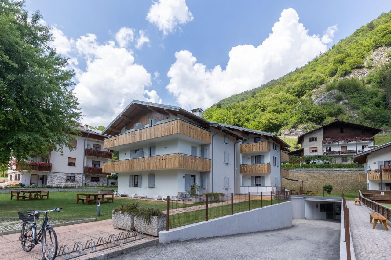 Residence Alessio Bezzecca Eksteriør bilde